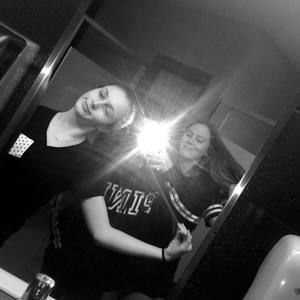 Meet your Posher, Kaylyn